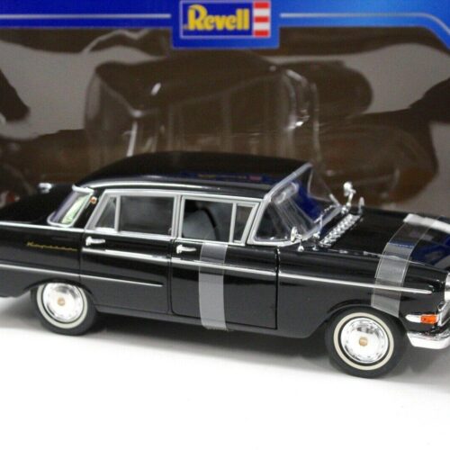1:18 Revell Opel Kapitän black