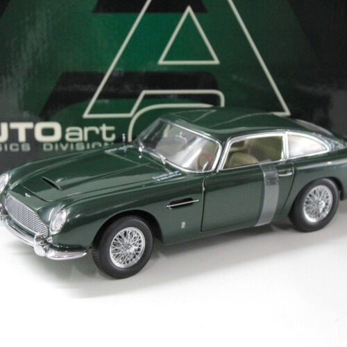 1:18 AUTOart Aston Martin DB5 British Racing green
