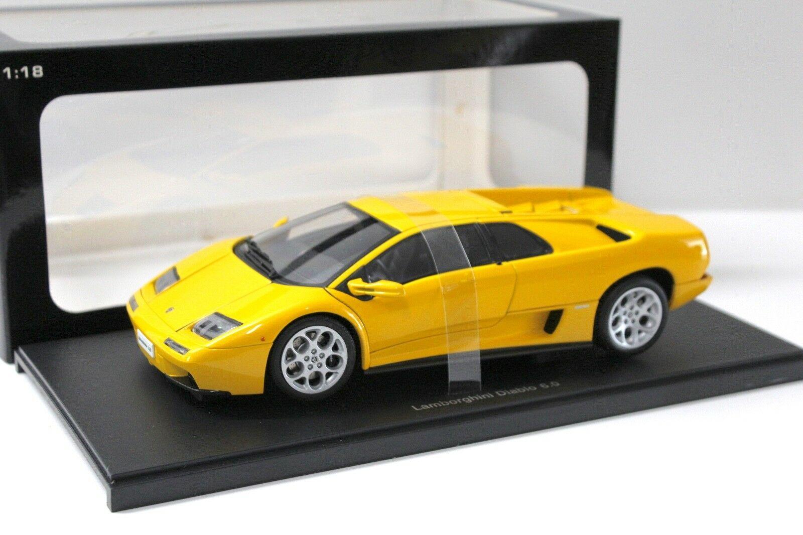 ID 45825 orig.jpg 1:18 AUTOart Lamborghini Diablo 6.0 yellow