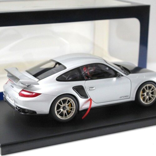 1:18 AUTOart Porsche 911 (997) GT2 RS silver