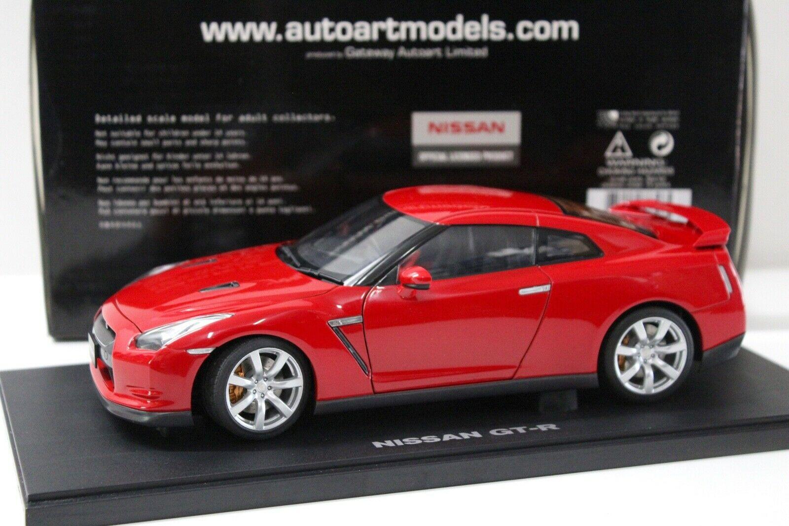 1:18 AUTOart Nissan Skyline GT-R R35 Vibrant red 2008