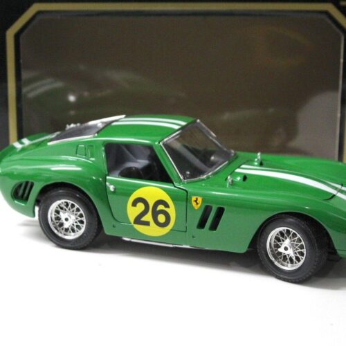 1:18 Bburago Ferrari 250 GTO 1962 green #26
