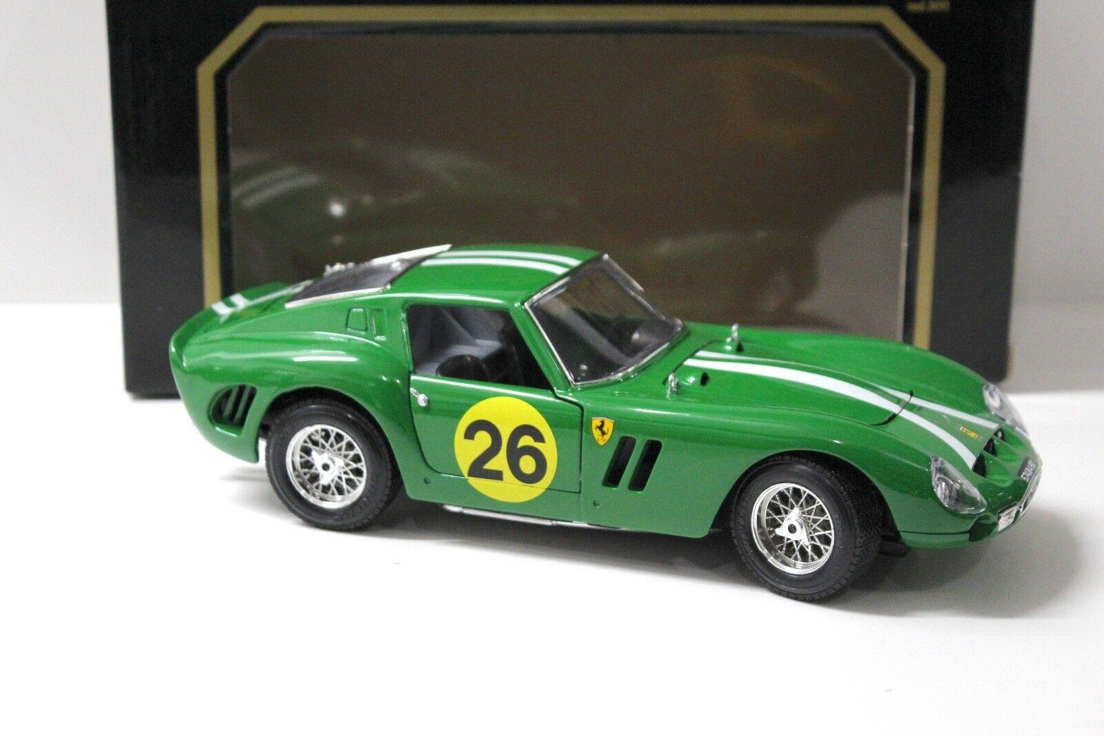 1:18 Bburago Ferrari 250 GTO 1962 green #26