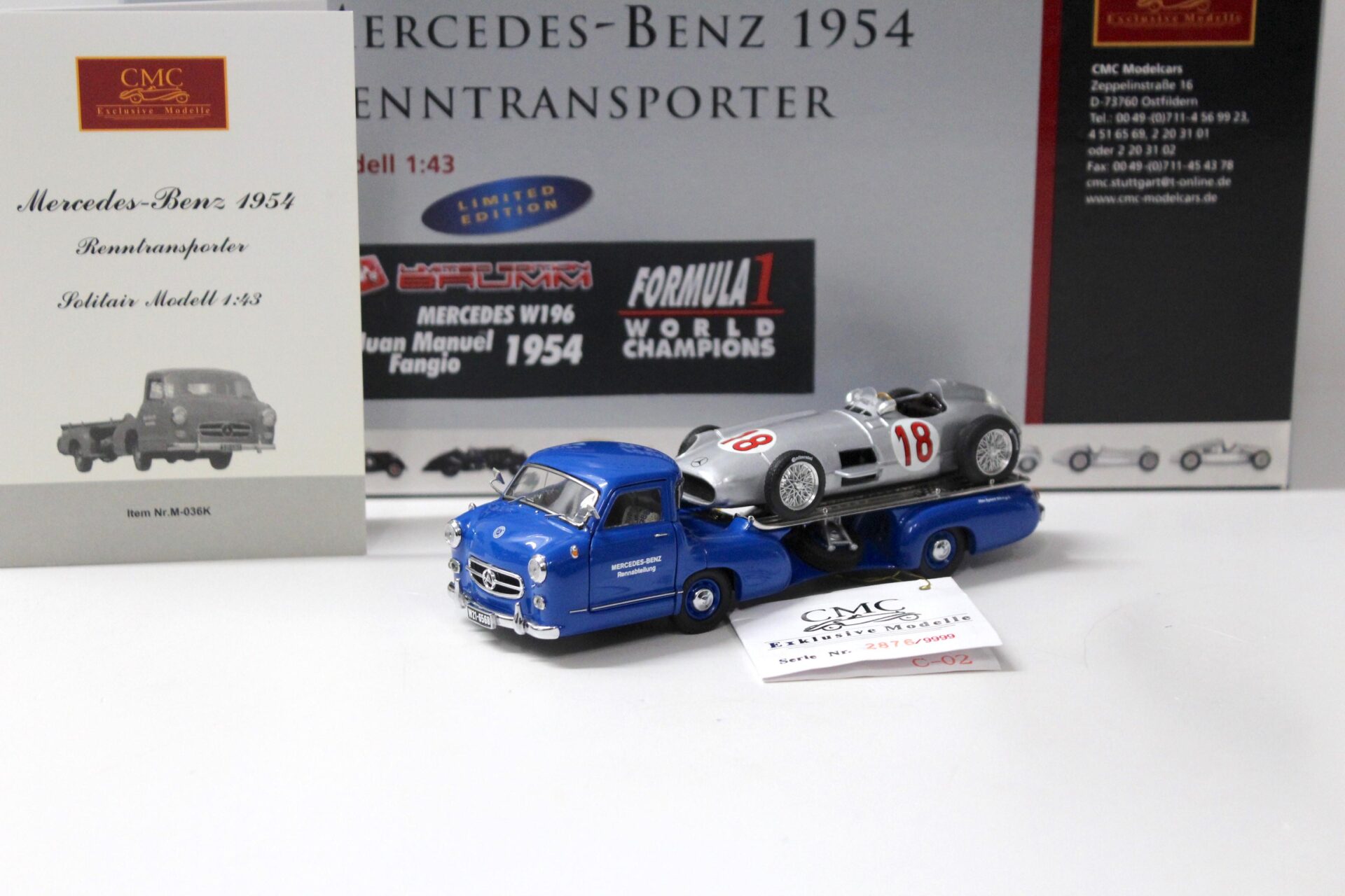 ID 47381 orig.jpg 1:43 CMC Mercedes Renntransporter 1954 mit Brumm W196 Juan Fangio
