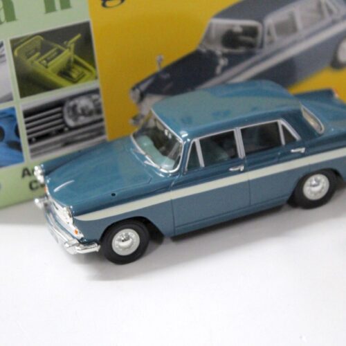 1:43 Vanguards Austin A60 Cambridge Persian blue/ Snowberry white stripe