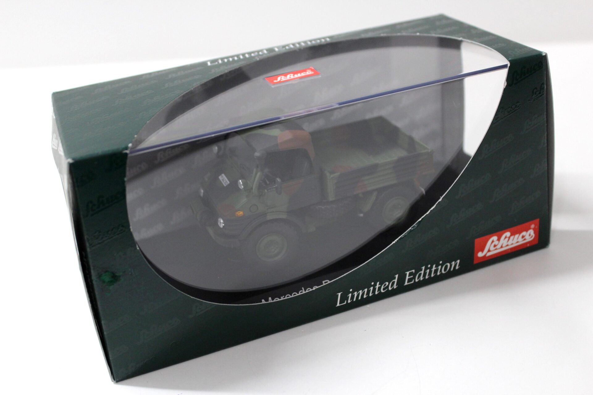 1:43 Schuco Mercedes Unimog 406 camouflage Bundeswehr
