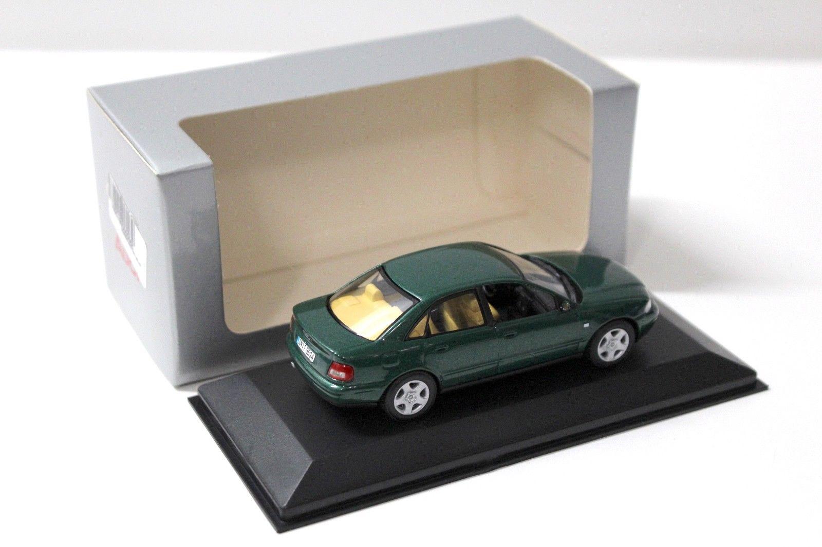 1:43 Minichamps Audi A4 (B5) Sedan green DEALER VERSION