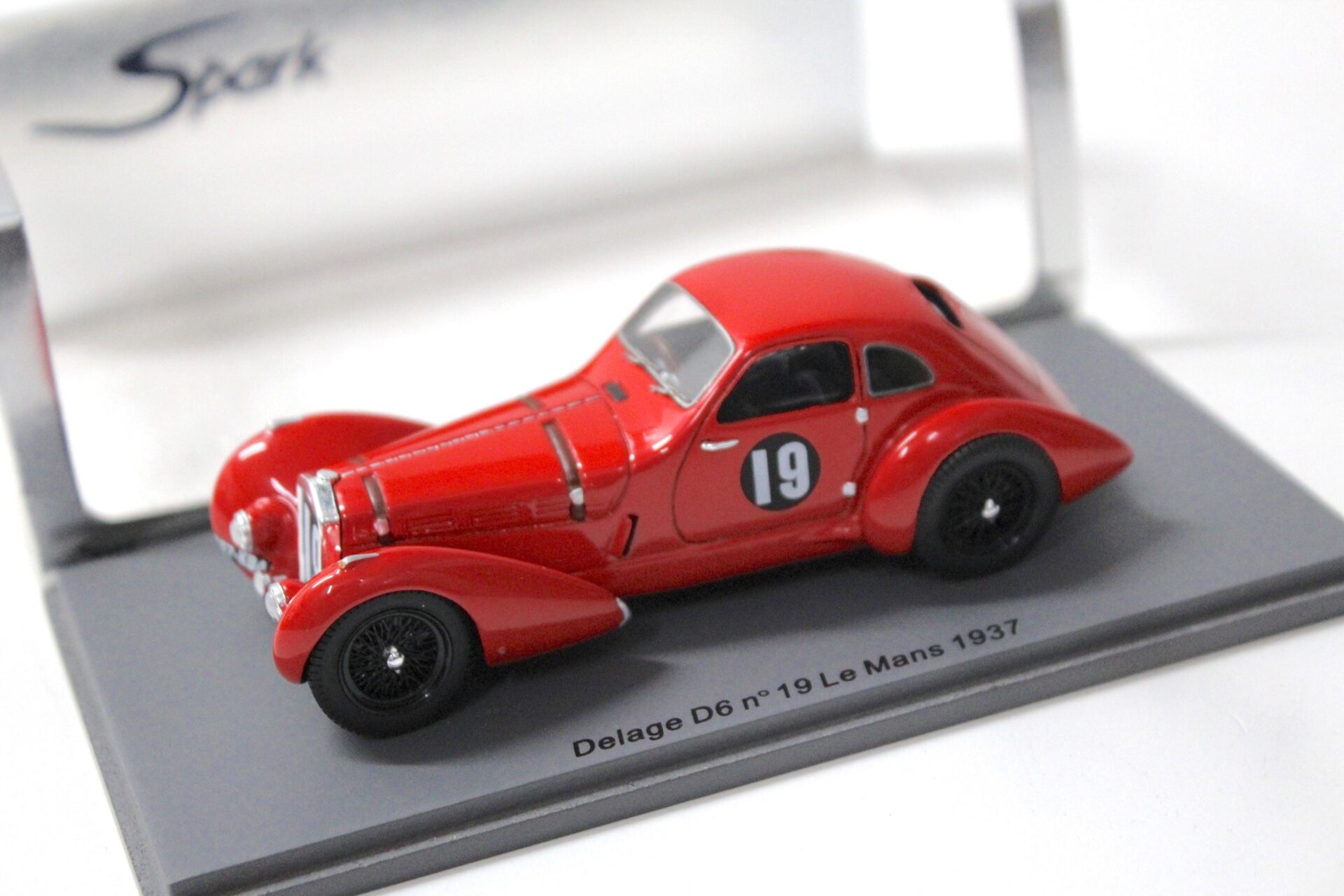 ID 47940 orig.jpg 1:43 Spark Delage D6 Le Mans 1937 #19 red