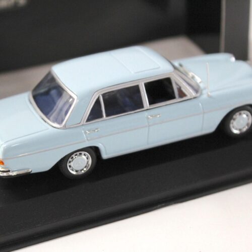 1:43 Minichamps Mercedes 300 SEL 6.3 Limousine Aqua blue 1968