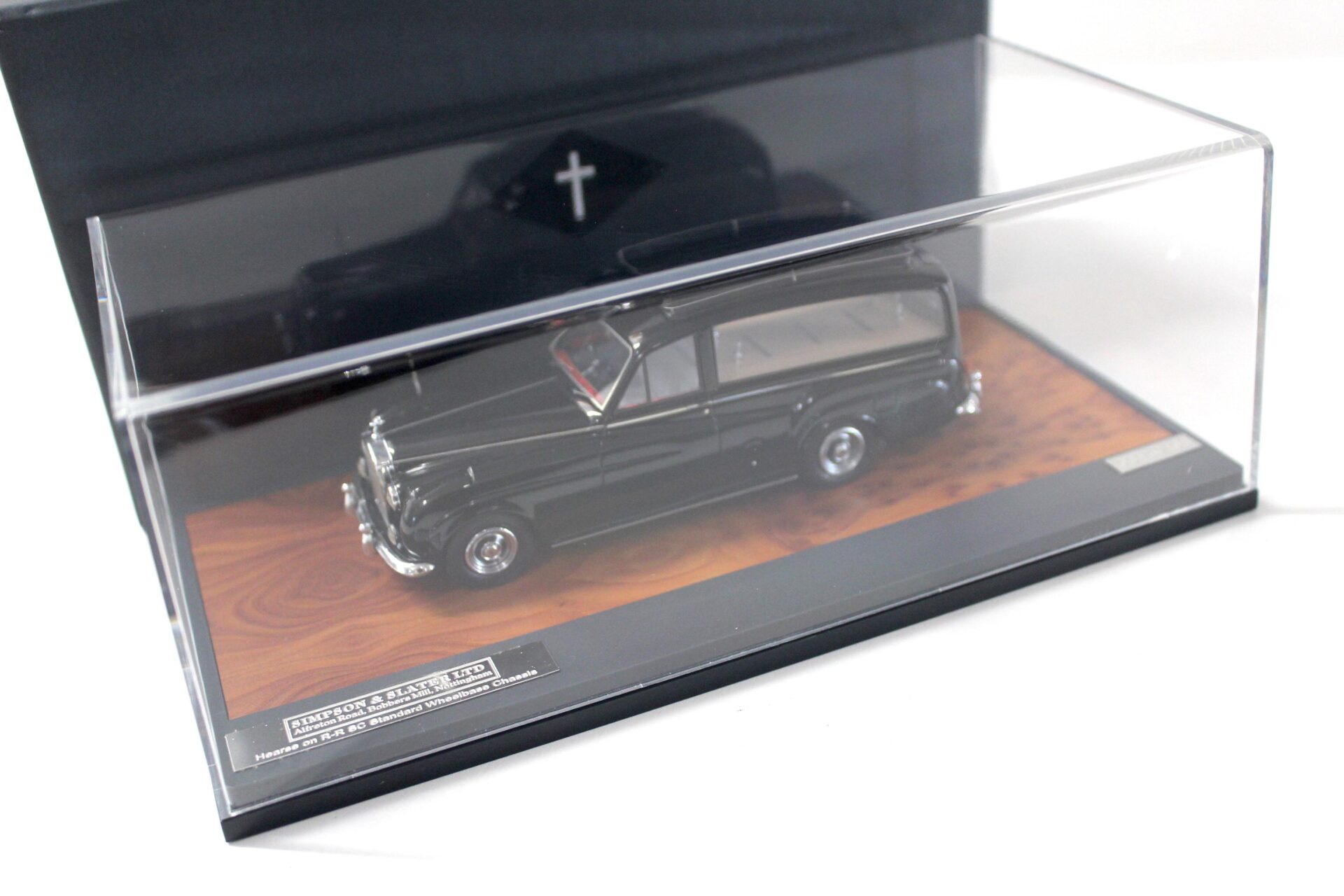 1:43 Matrix 1957 Rolls Royce Silver Cloud I HEARSE Simpson & Slater black