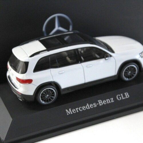 1:43 Spark Mercedes GLB X247 AMG Line white 2019 DEALER VERSION