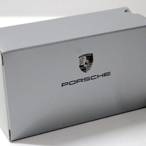 1:43 Minichamps Porsche 911 996 GT3 RS white/ red DEALER VERSION