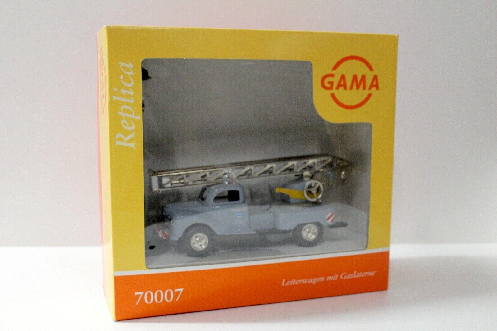 GAMA 70007 Replica Blechmodell Leiterwagen mit Laterne grey