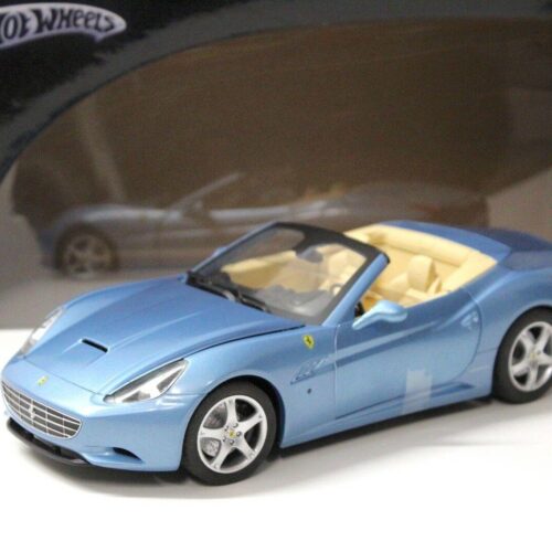 1:18 Hot Wheels Ferrari California Spyder blue
