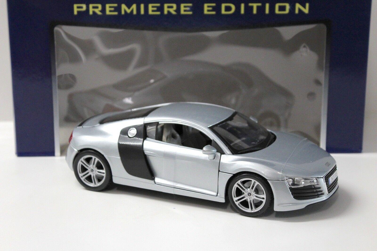 1:18 Maisto Audi R8 Coupe silver