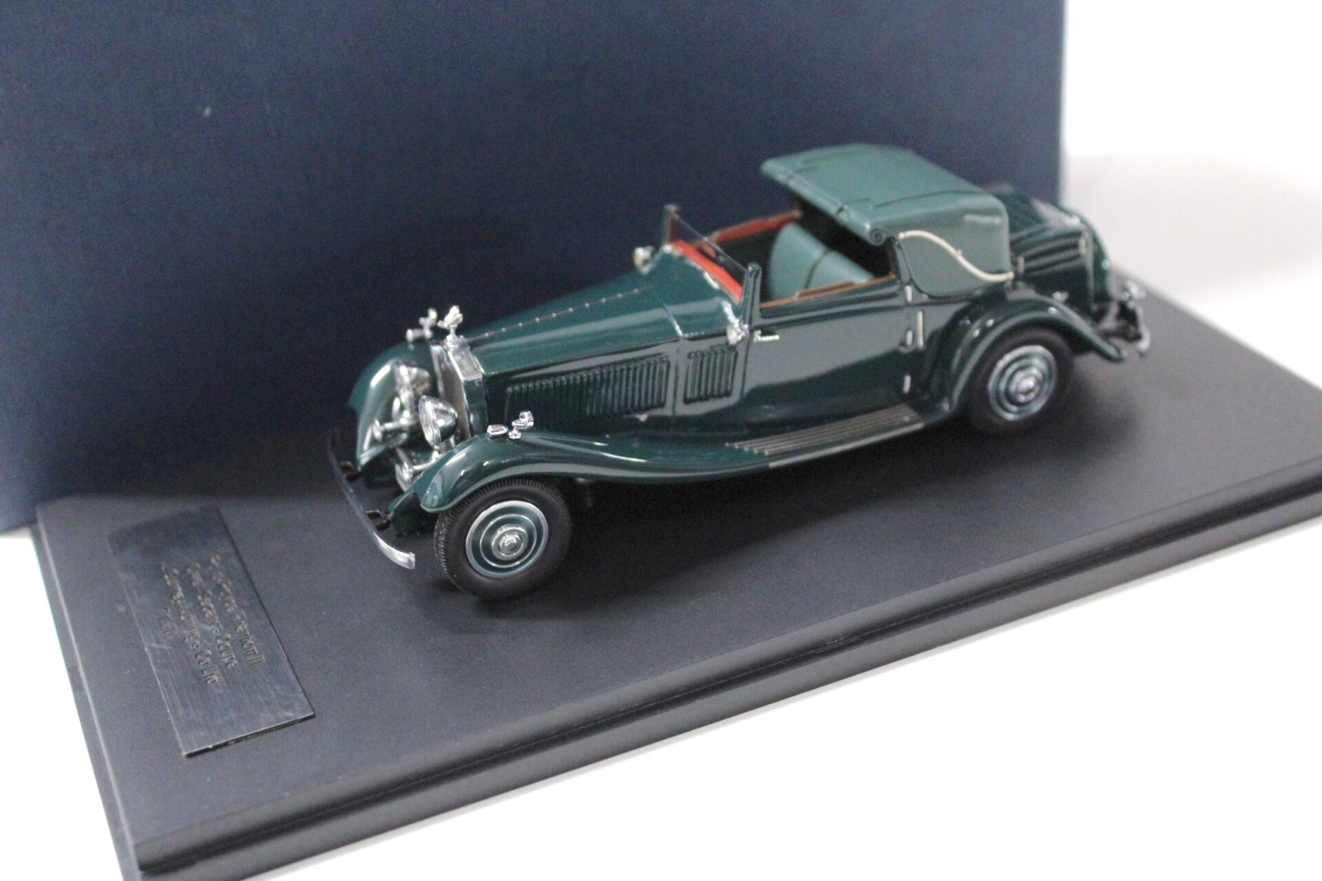 1:43 Neo Rolls Royce Phantom II Owen Sedanca Coupe Gurney Nutting green