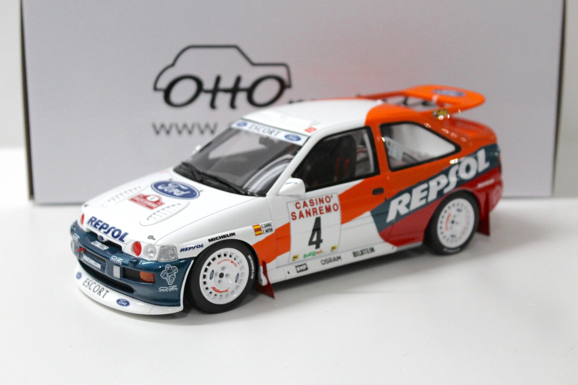 ID 52107 orig.jpg 1:18 OTTO mobile OT844 Ford Escort Cosworth Gr.A 1996 San Remo C.Sainz Repsol