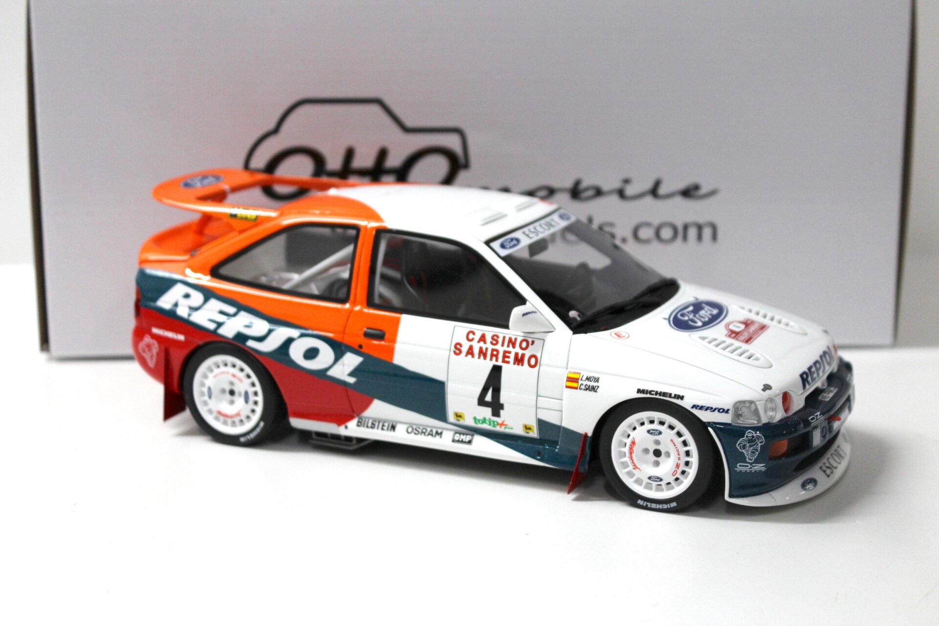 1:18 OTTO mobile OT844 Ford Escort Cosworth Gr.A 1996 San Remo C.Sainz Repsol