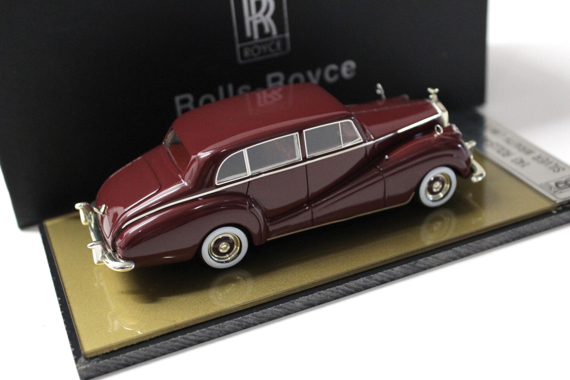 1:43 PMC Model Rolls Royce Silver Wraith Limousine dark red