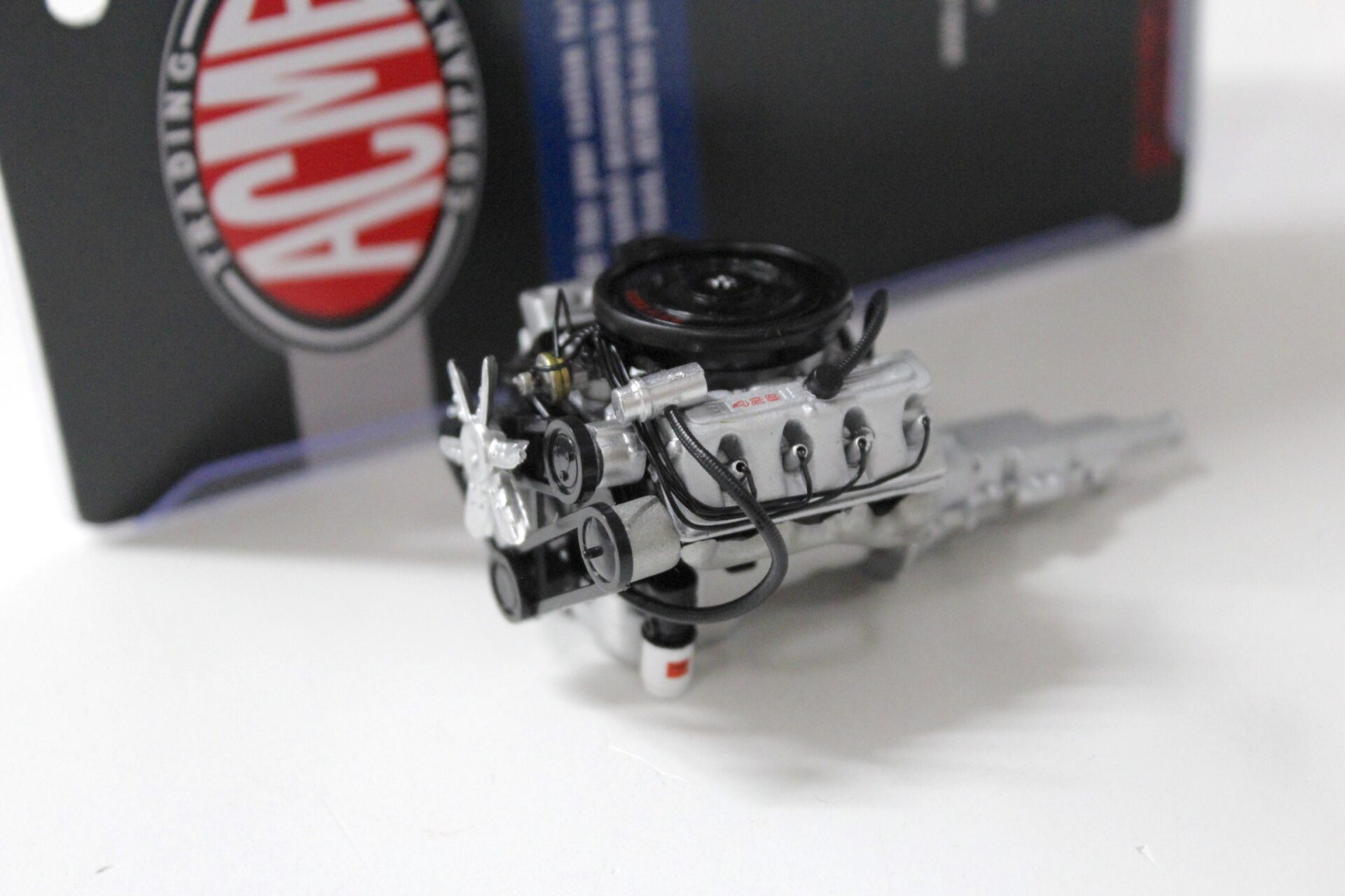 1:18 ACME Ford Mustang Boss 429 Motor & Getriebe Engine Zubehör