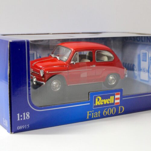1:18 Revell Fiat 600 D red