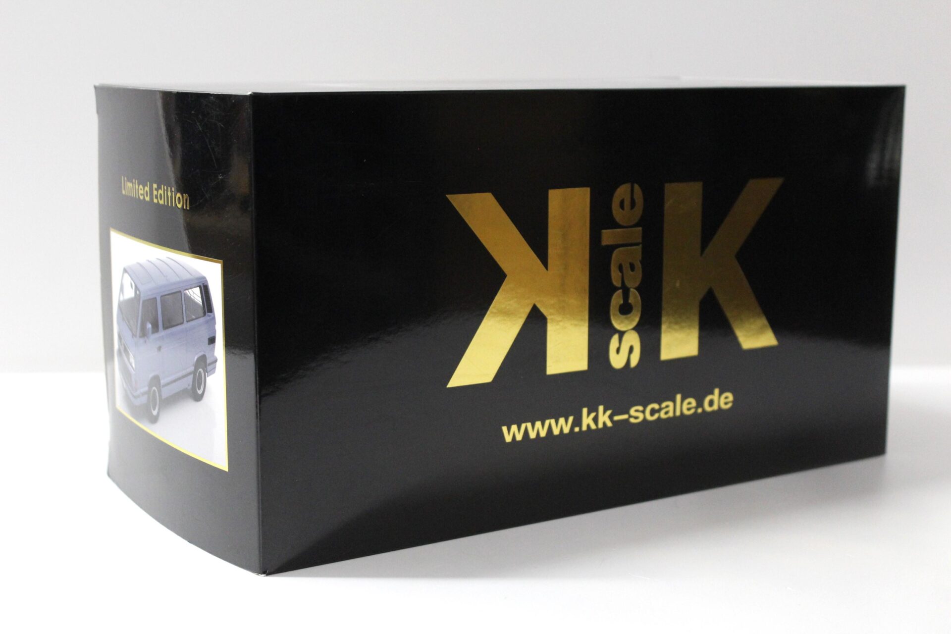 1:18 KK-Scale Porsche B32 based on VW T3 Bus 1984 light blue