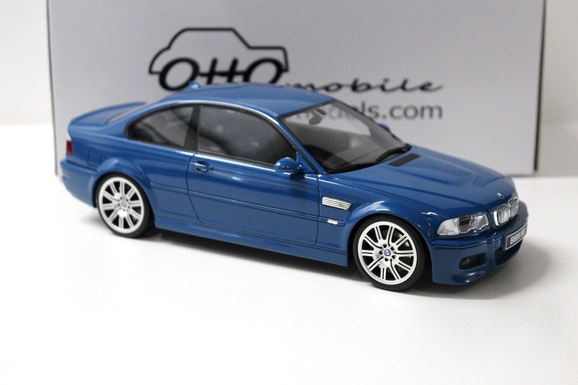 1:18 OTTO mobile OT880 BMW M3 E46 Coupe Laguna Seca blue