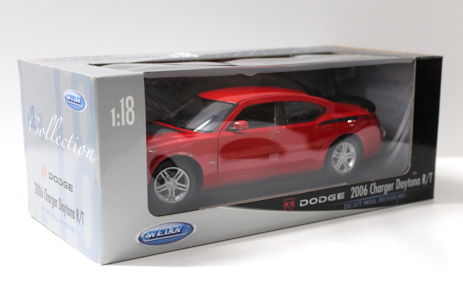 1:18 Welly Dodge Charger Daytona R/T Hemi red/ black 2006