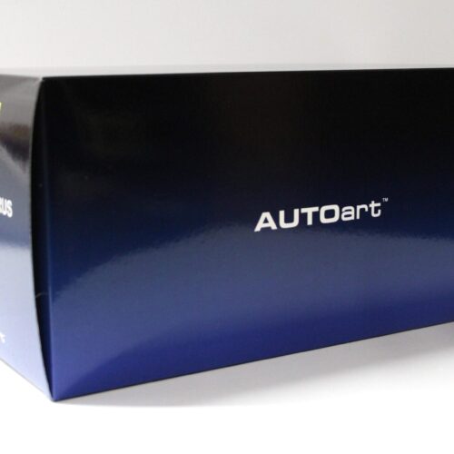 1:18 AUTOart Lamborghini Urus 2018 Nero Noctis/ Solid black - Image 4