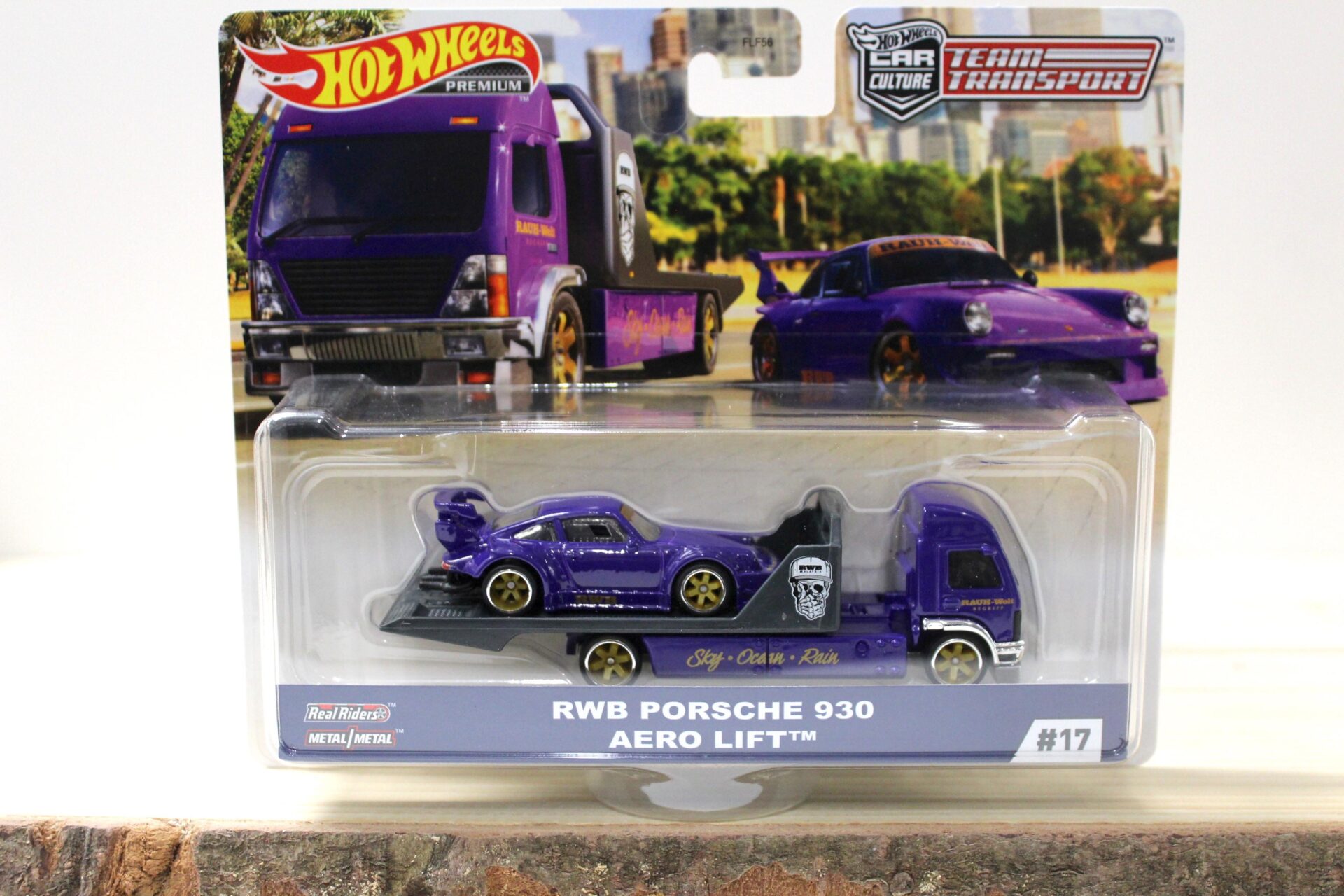 ID 55881 orig.jpg 1:64 Hot Wheels Team Transport Car Culture Porsche 911 930 RWB + Aero Lift