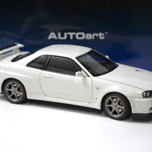 1:18 AUTOart Nissan Skyline GT-R (R34) V-SPEC II white pearl