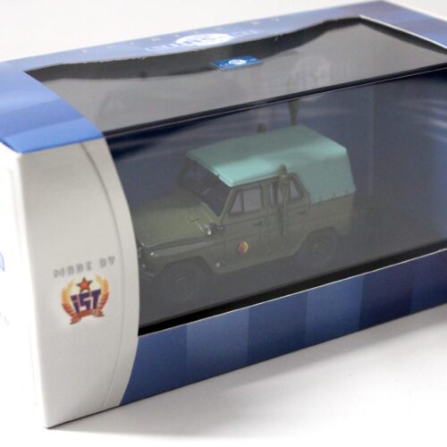 1:43 Cars&Co IST UAZ 469 B Funkstreifenwagen R1125 NVA 1975 green