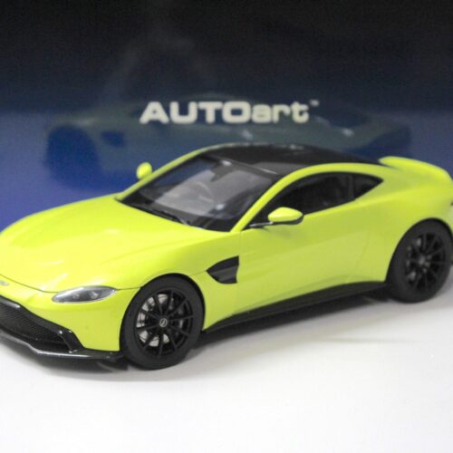 1:18 AUTOart Aston Martin Vantage 2019 Lime Essence yellow