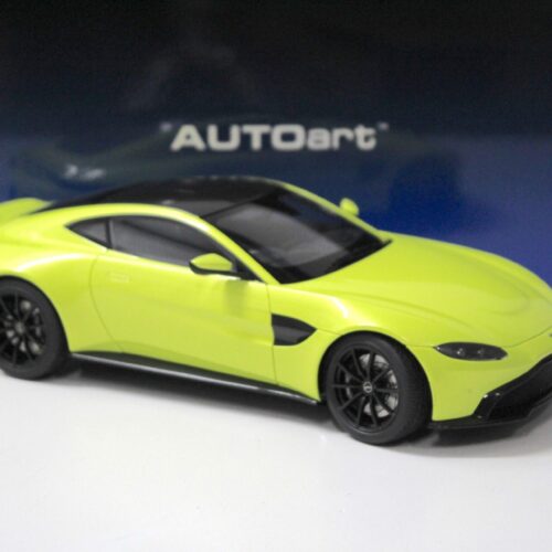 1:18 AUTOart Aston Martin Vantage 2019 Lime Essence yellow