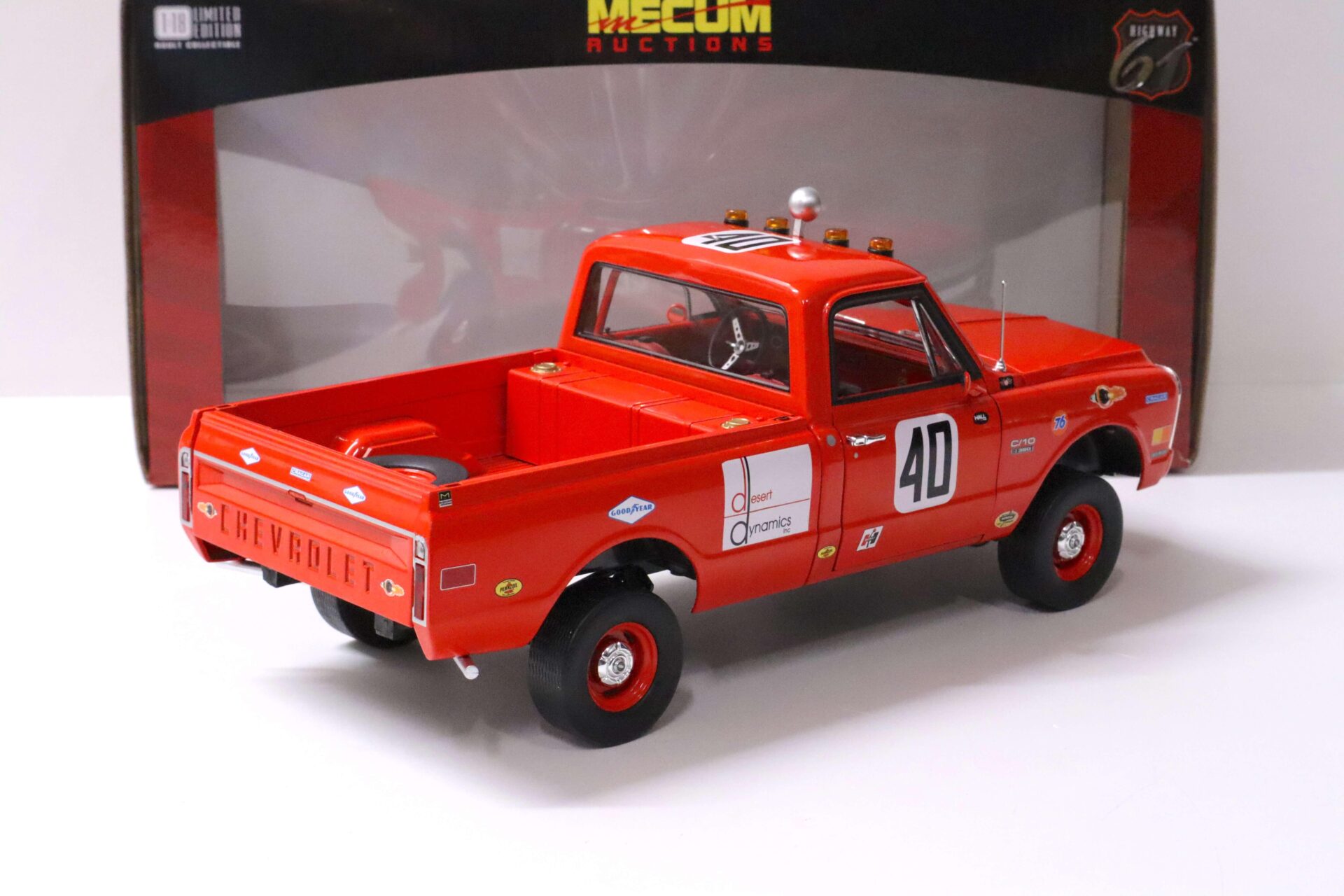 1:18 Highway61 Chevrolet C10 Baja 1000 Truck Pick-Up #40 red 1969