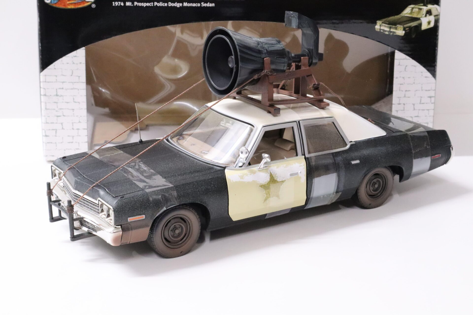 1:18 ERTL RC2 1974 Mt. Prospect Police Dodge Monaco Sedan Bluesmobile Blues Brothers