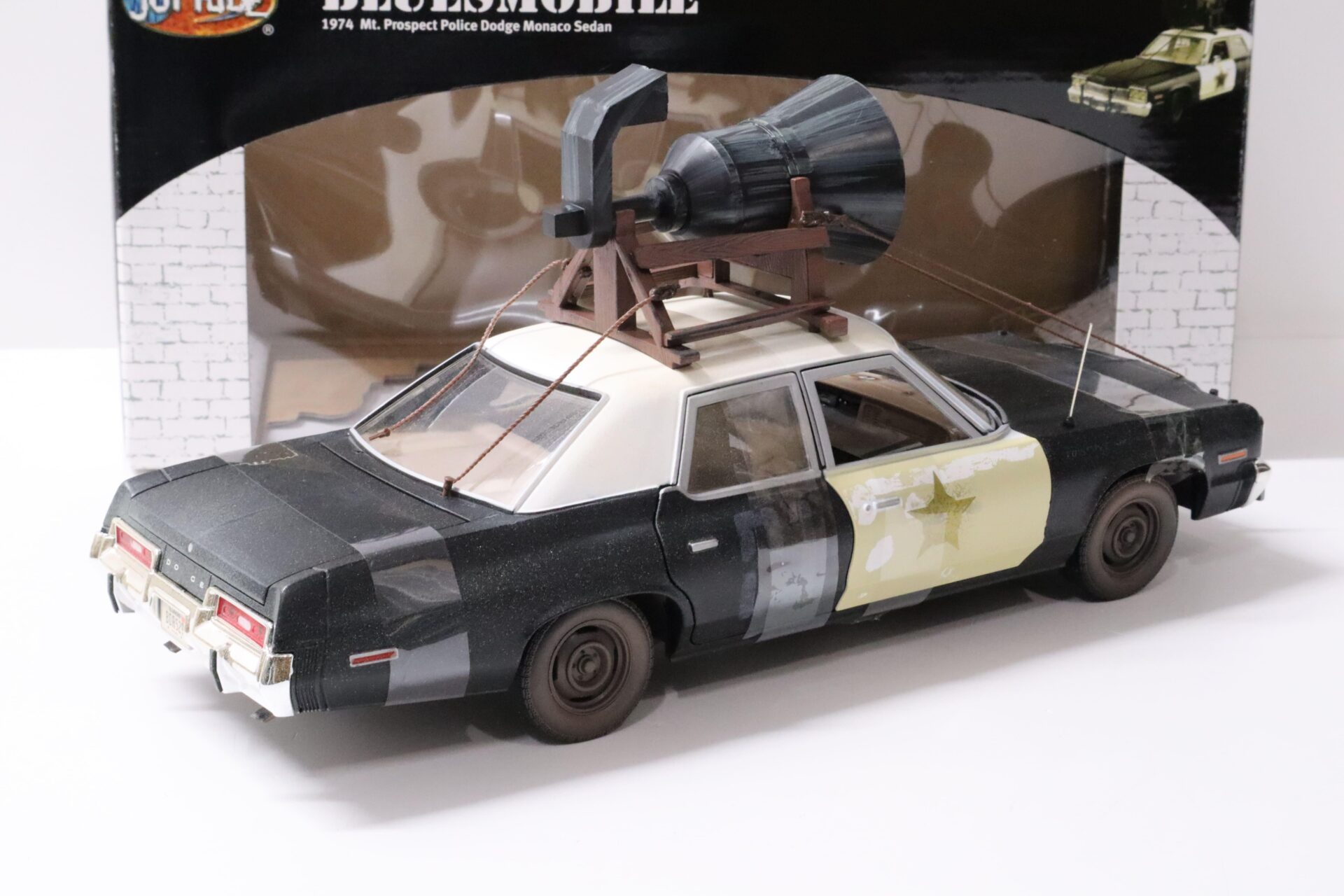 1:18 ERTL RC2 1974 Mt. Prospect Police Dodge Monaco Sedan Bluesmobile Blues Brothers