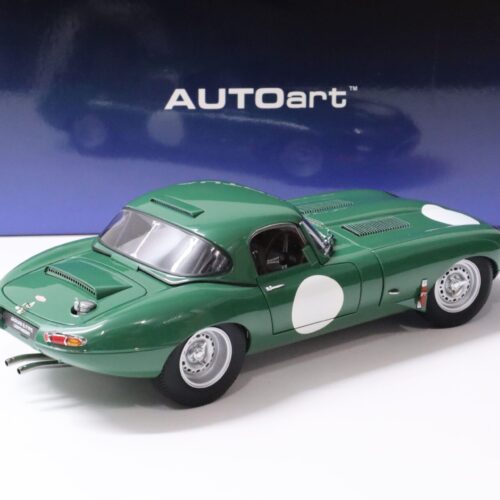 1:18 AUTOart Jaguar E-Type Lightweight Opalescent dark green with Hardtop 1963