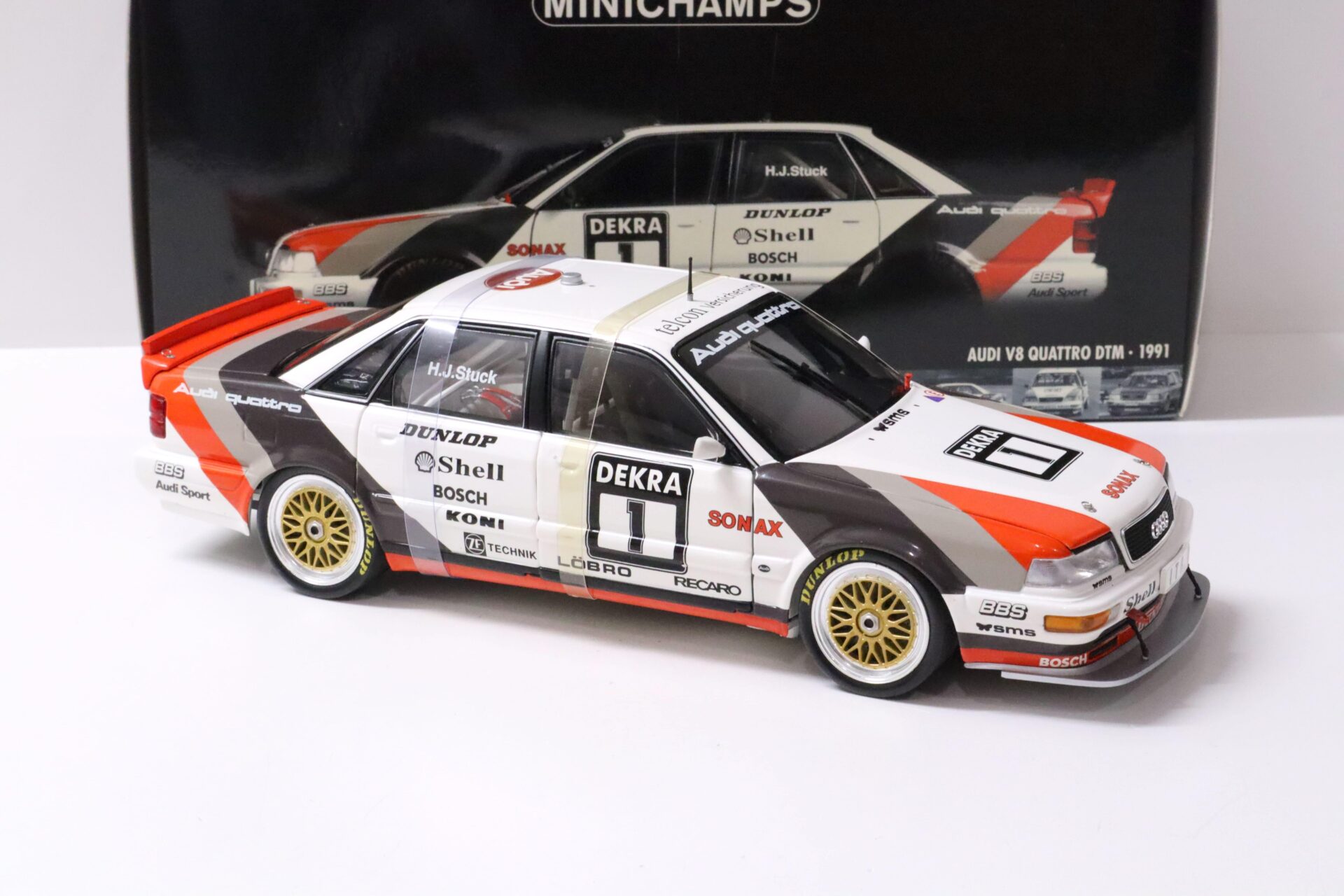 1:18 Minichamps Audi V8 Quattro DTM 1991 Team SMS #1 Hans-Joachim Stuck