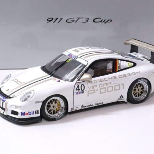 1:18 AUTOart Porsche 911 (997) GT3 CUP 2006 VIP CAR #40 white DEALER VERSION