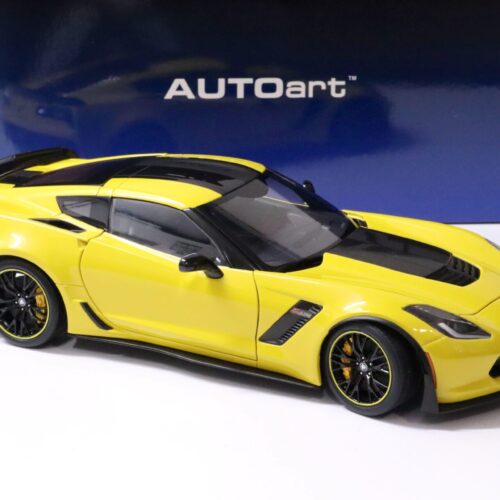 1:18 AUTOart Chevrolet Corvette C7 Z06 C7R Edition Corvette Racing yellow