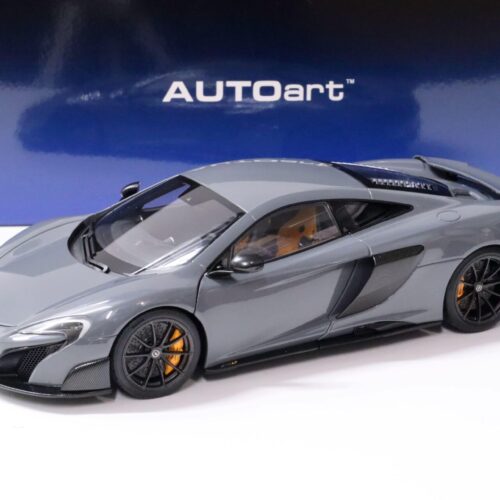 1:18 AUTOart McLAREN 675 LT Coupe 2016 Chicane grey 76047