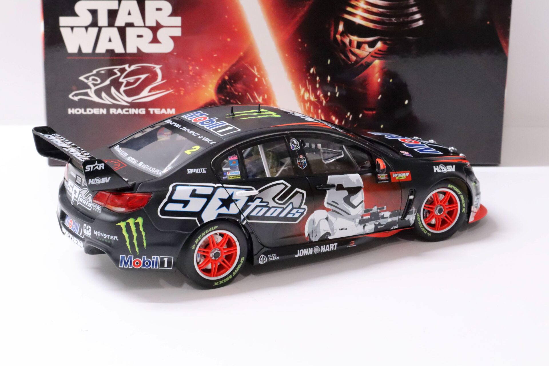 1:18 BIANTE Holden VF Commodore V8 Supercar 2015 Bathurst 1000 #2 Tander STAR WARS