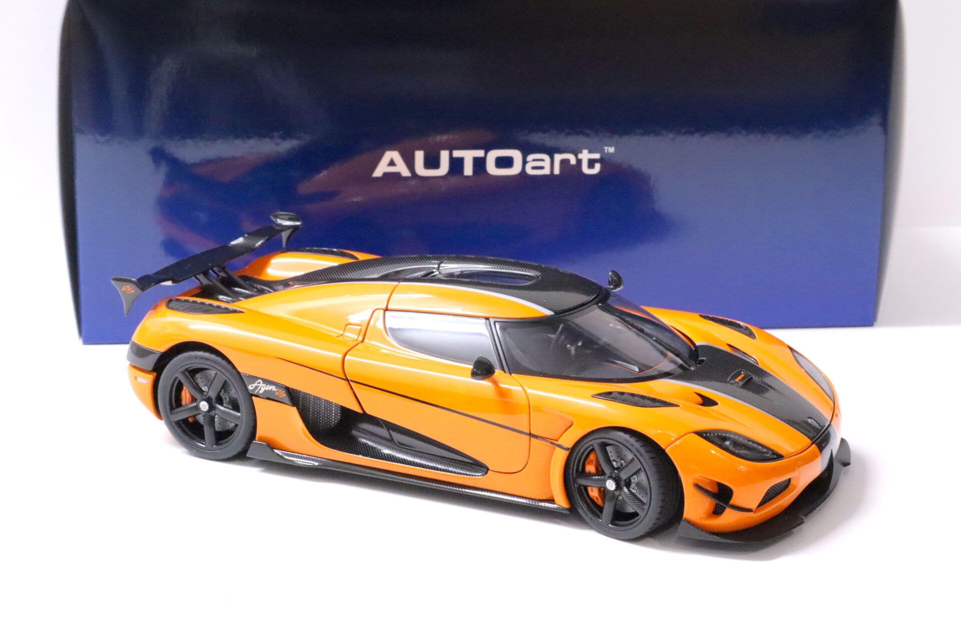 1:18 AUTOart Koenigsegg Agera RS Cone orange/ black accents 79023