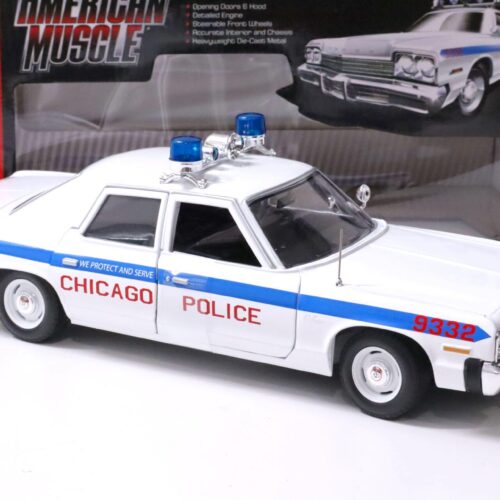 1:18 Auto World 1974 Dodge Monaco Chicago Police Car white