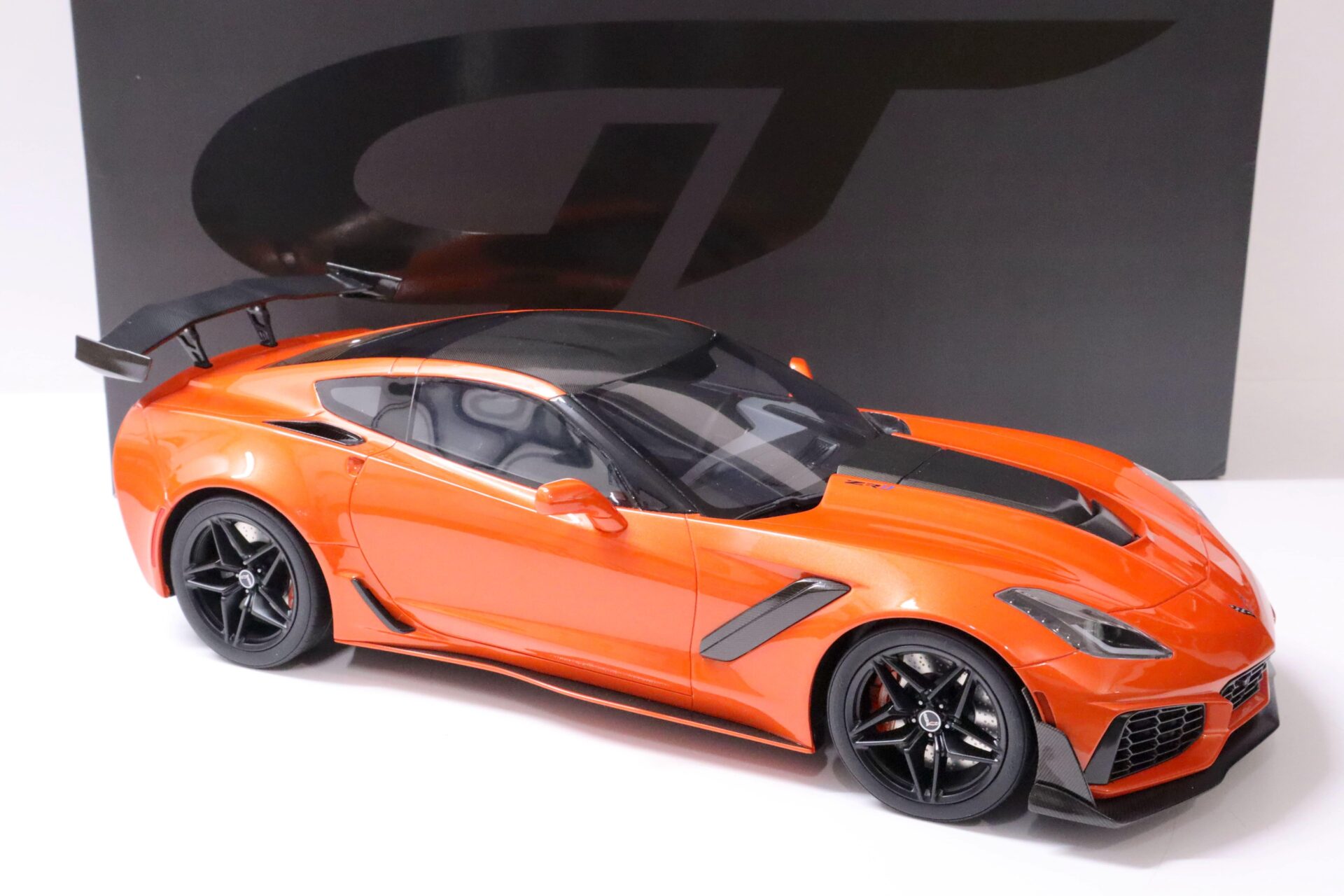 1:12 GT Spirit GT246 Chevrolet Corvette C7 ZR1 orange 2018