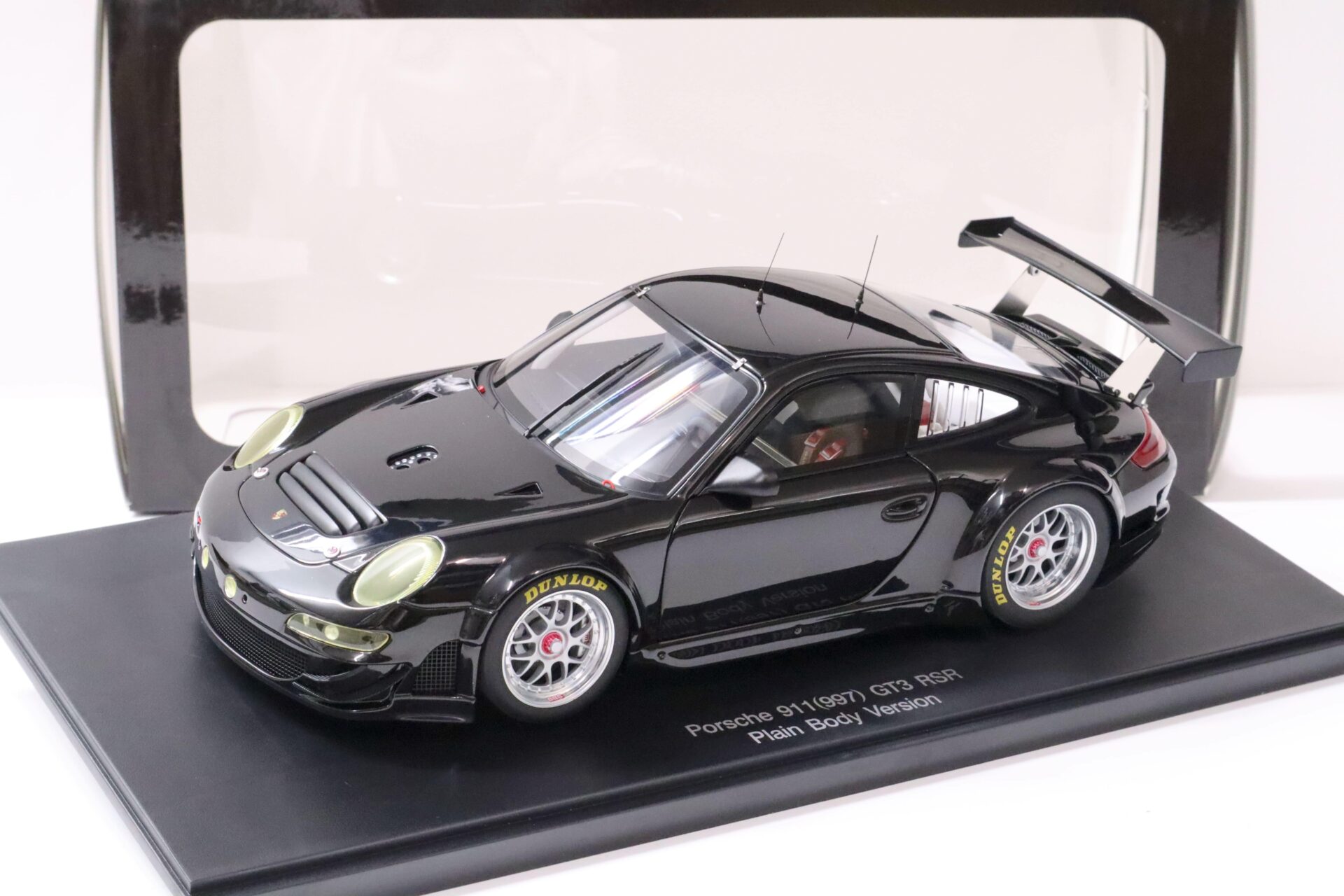 1:18 AUTOart Porsche 911 (997) GT3 RSR Plain Body Version black 2010
