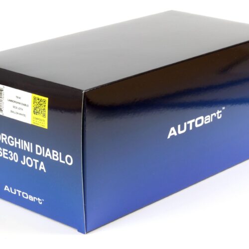 1:18 AUTOart Lamborghini Diablo SE30 JOTA 1995 balloon white/ pearl white
