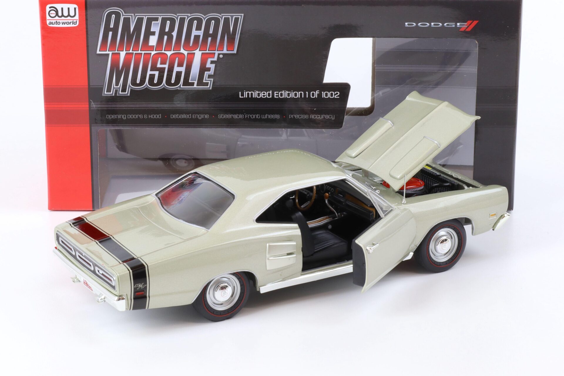 1:18 Auto World 1969 Dodge Coronet R/T Coupe light green metallic