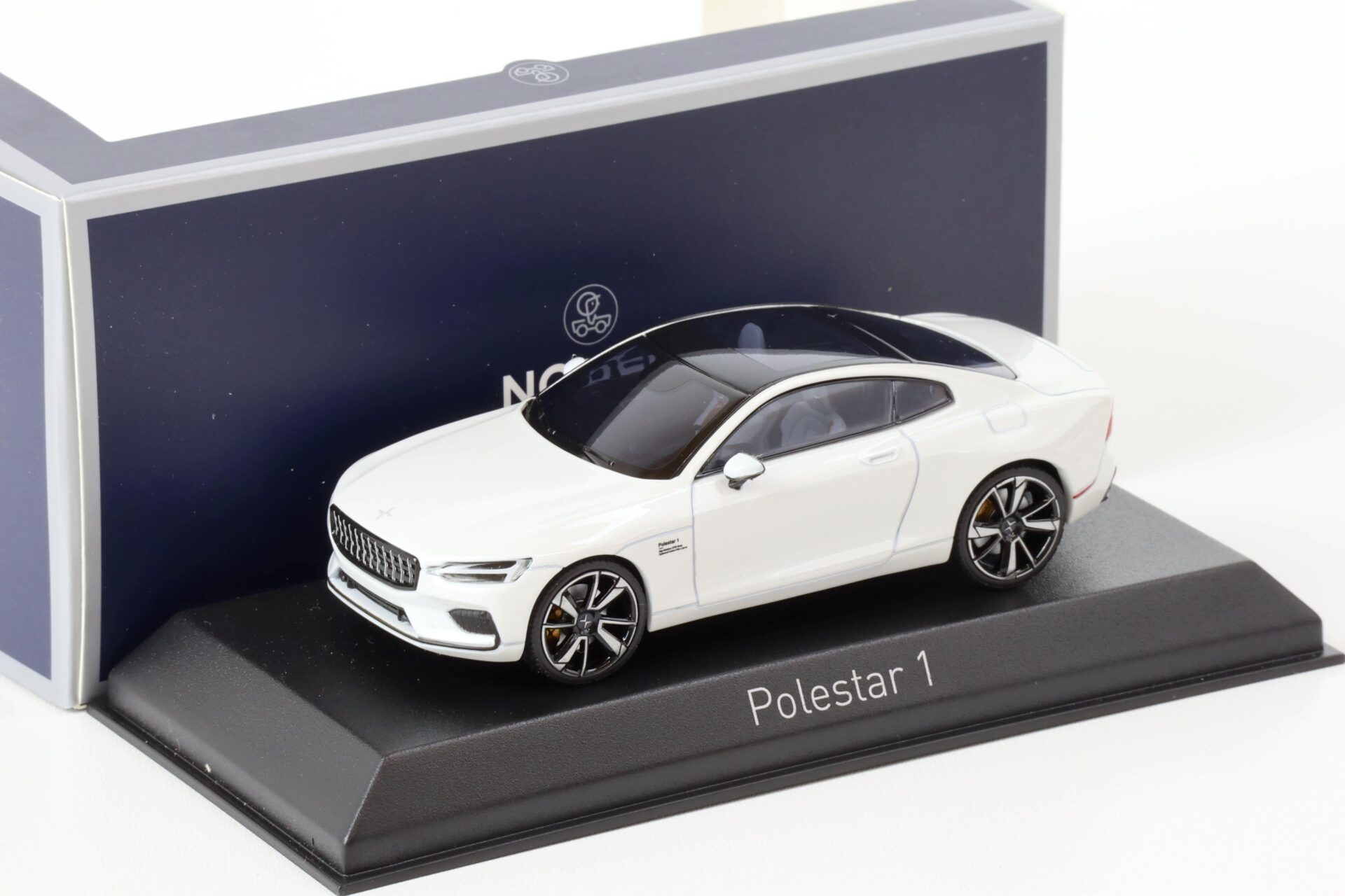 1:43 Norev Polestar 1 Magnesium silver 2020